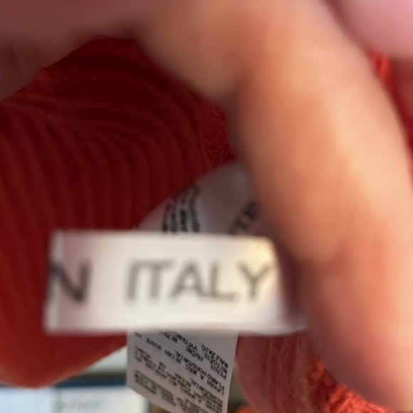 Coral cropped sweater made by Maria Bellentani. Made in Italy. - Picture 6 of 8